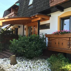 Penzion Tavcar Bed & Breakfast