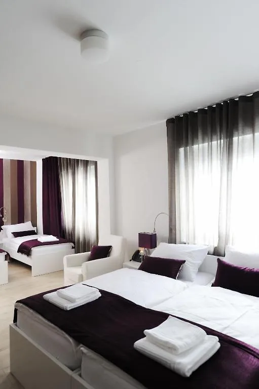 Garni Hotel Azur 3*, Ljubljana